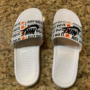 Men Nike slide shoes